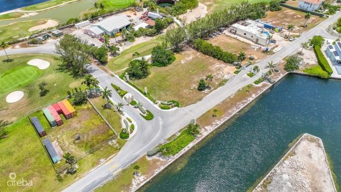 PRIME CANAL FRONT LAND IN CRYSTAL HARBOUR