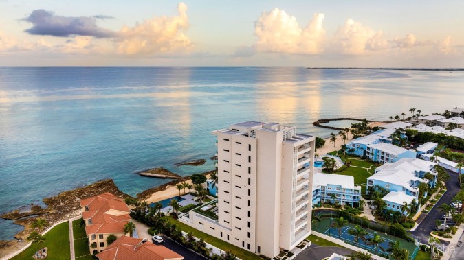 AQUA RESIDENCE 7 - LUXURY SEVEN MILE BEACH CONDO (FULLY FURNISHED)