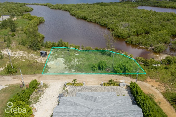 PEASE BAY LAKES - 0.24 LAND LOT