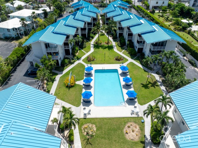 CAYMAN REEF RESORT - SEVEN MILE BEACH