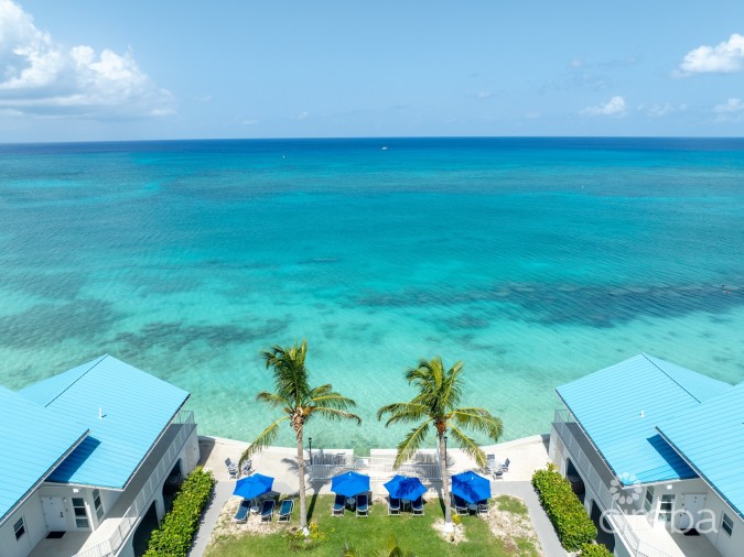 CAYMAN REEF RESORT - SEVEN MILE BEACH