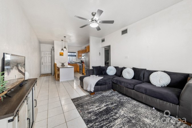 SILVER OAKS G26, GEORGE TOWN CONDO