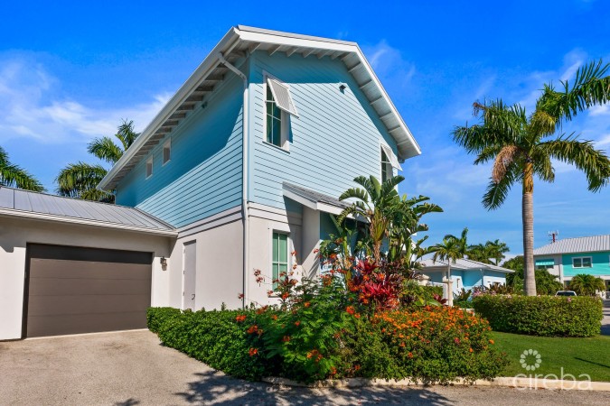 PERIWINKLE 1, COTTAGE WITH GARAGE