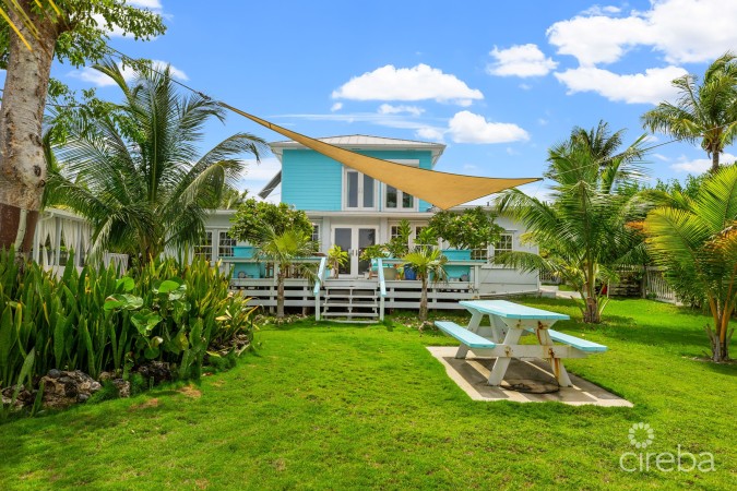 40 DUNLOP DRIVE - PRIME OCEANFRONT HOME ON 1.22 ACRES