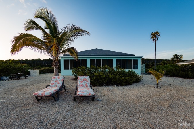 OCEAN FRONT PARADISE VILLA CAYMAN BRAC