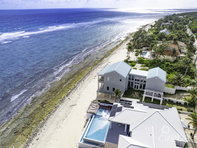 BEACHFRONT HOME, MANSE ROAD