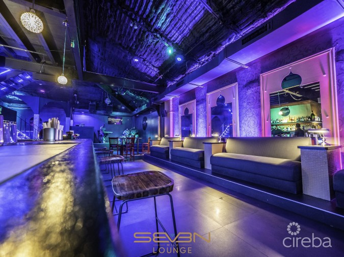 SEVEN MILE LOUNGE