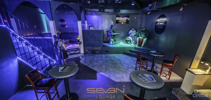 SEVEN MILE LOUNGE