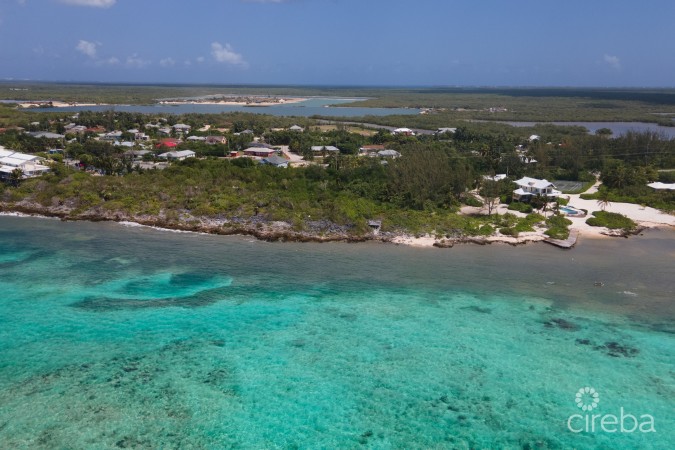 VILLA MARIA | PEASE BAY ESTATE WITH 900FT OF OCEANFRONT