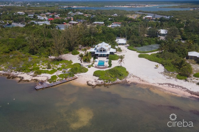 VILLA MARIA | PEASE BAY ESTATE WITH 900FT OF OCEANFRONT