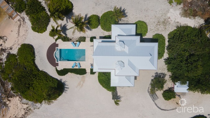 VILLA MARIA | PEASE BAY ESTATE WITH 900FT OF OCEANFRONT