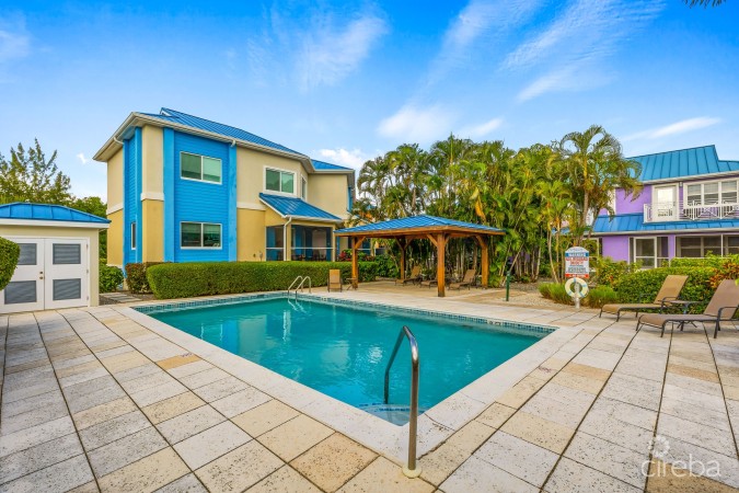 CAYMAN CROSSING 54, PRIVATE END UNIT