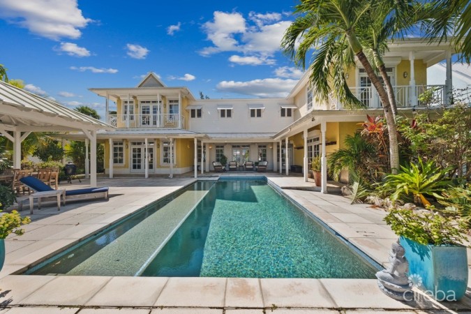 'FRUIT BOWL' - CARIBBEAN CHIC WATERFRONT HOME ON NORTH SOUND