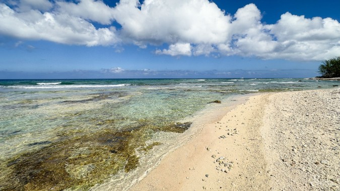 LITTLE CAYMAN WEST END OCEANFRONT HOME