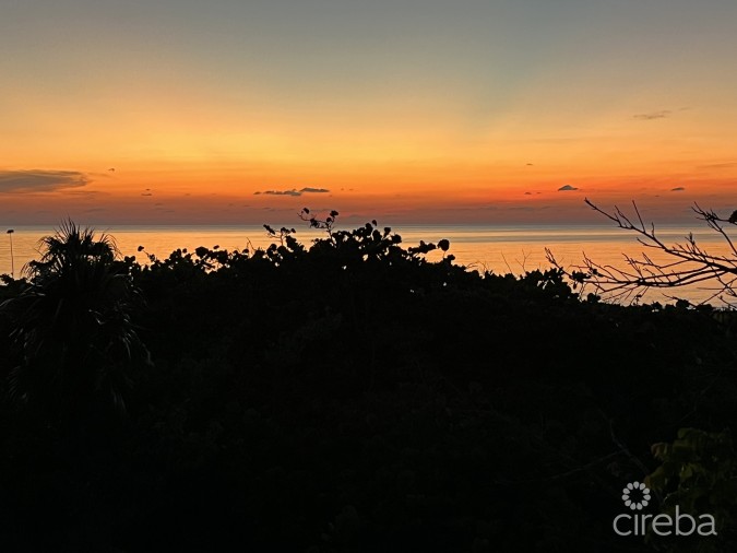 LITTLE CAYMAN WEST END OCEANFRONT HOME