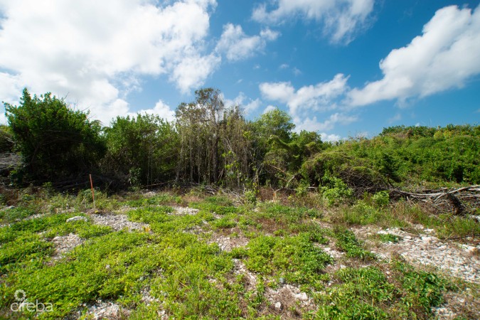 CORNER LOT RUM POINT DRIVE