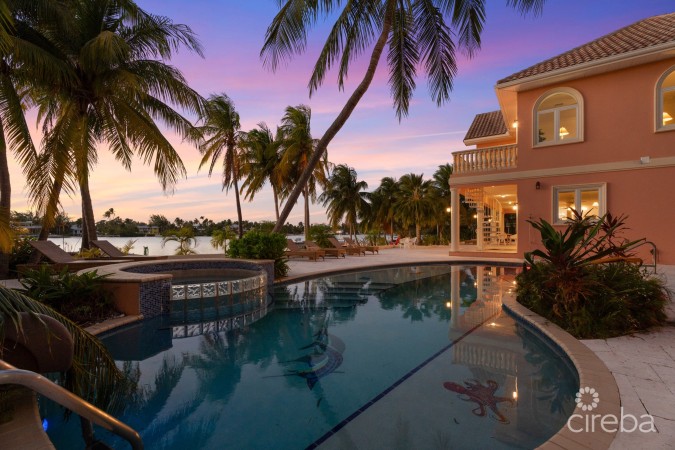 RUM POINT BEACHFRONT ESTATE W/200 FT OF BEACH